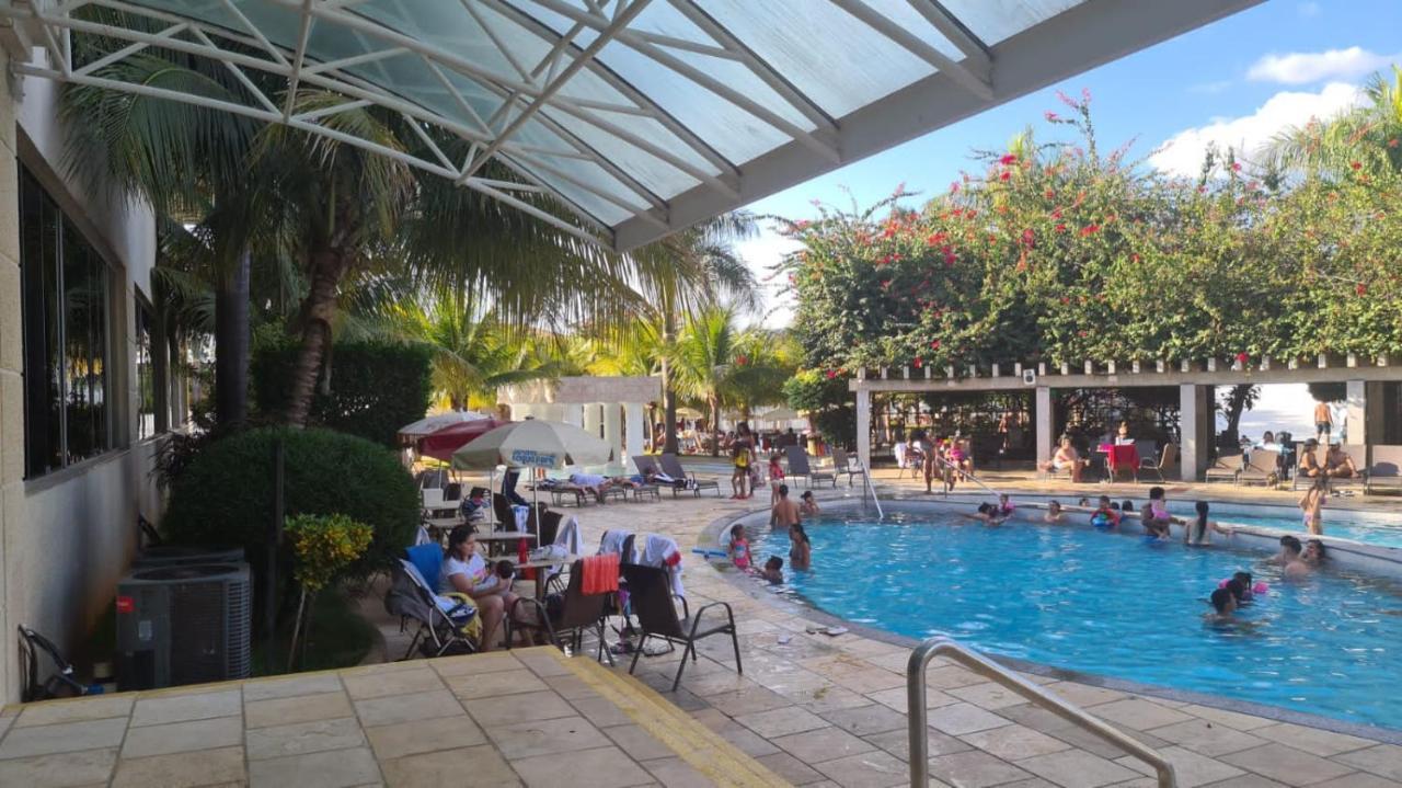 THERMAS LACQUA DIROMA COM PISCINA De ONDAS GRATIS 24horas Caldas Novas Exterior foto