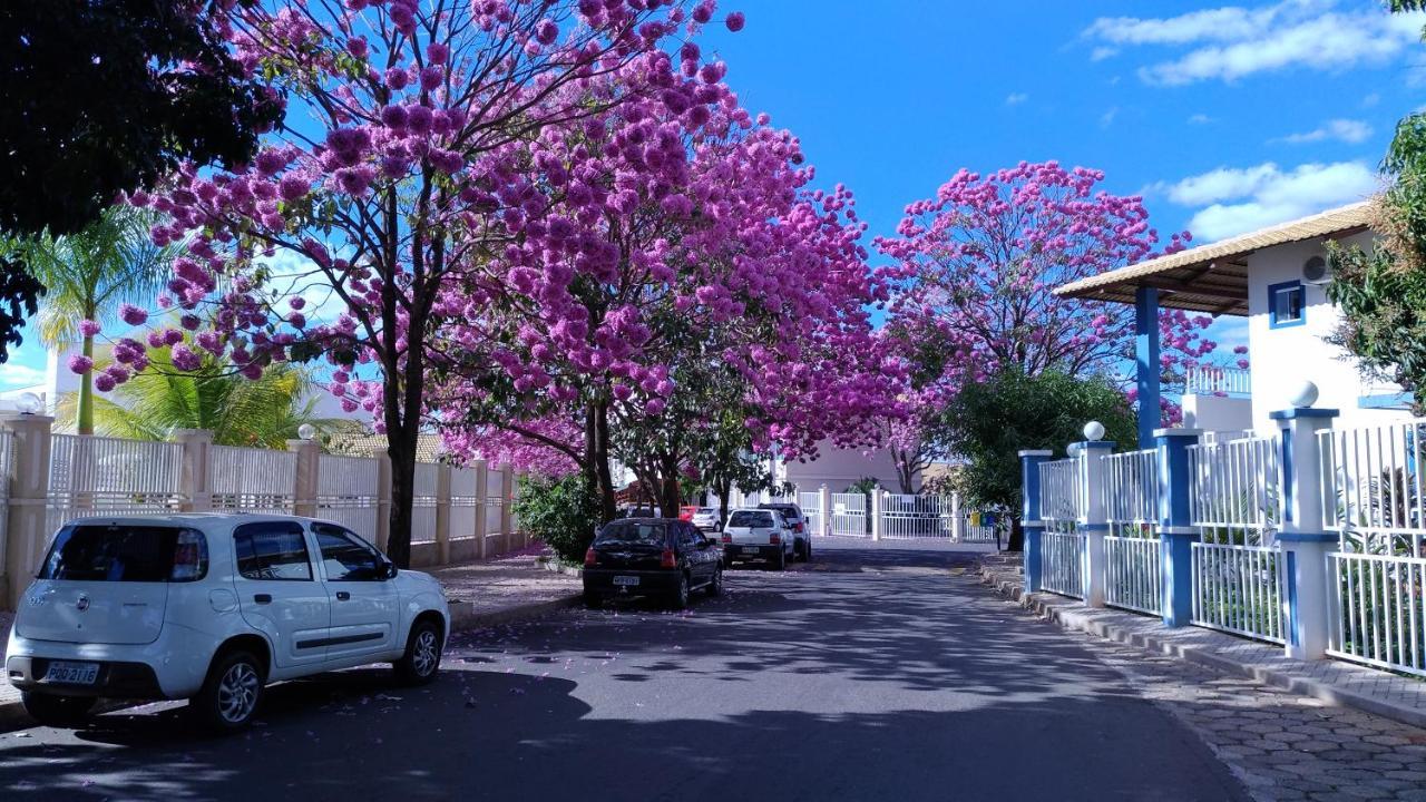 THERMAS LACQUA DIROMA COM PISCINA De ONDAS GRATIS 24horas Caldas Novas Exterior foto