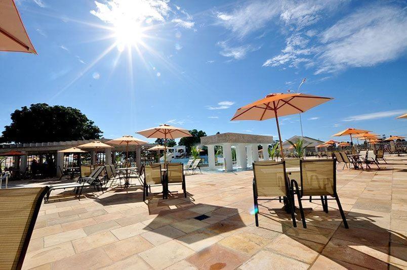 THERMAS LACQUA DIROMA COM PISCINA De ONDAS GRATIS 24horas Caldas Novas Exterior foto
