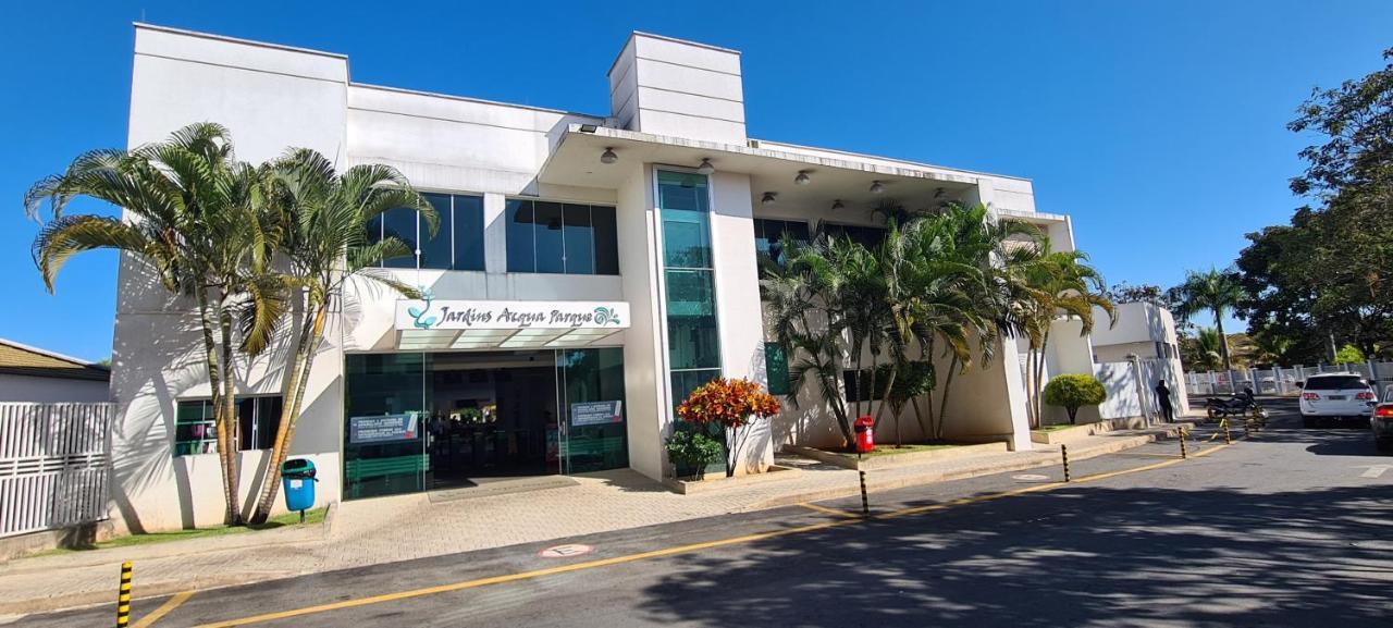 THERMAS LACQUA DIROMA COM PISCINA De ONDAS GRATIS 24horas Caldas Novas Exterior foto