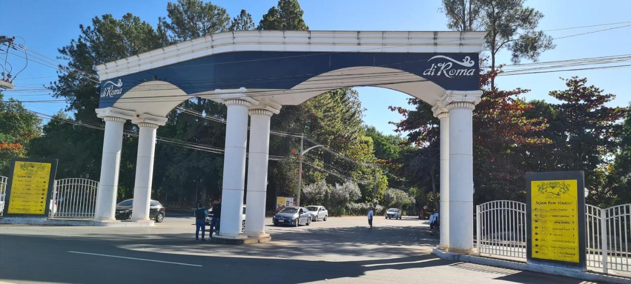 THERMAS LACQUA DIROMA COM PISCINA De ONDAS GRATIS 24horas Caldas Novas Exterior foto